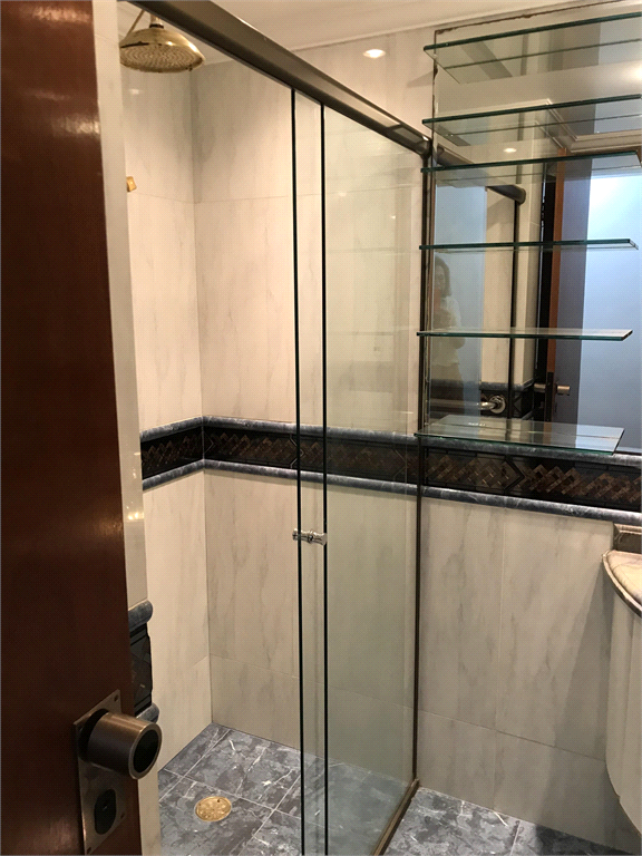 APARTAMENTO em MOEMA
