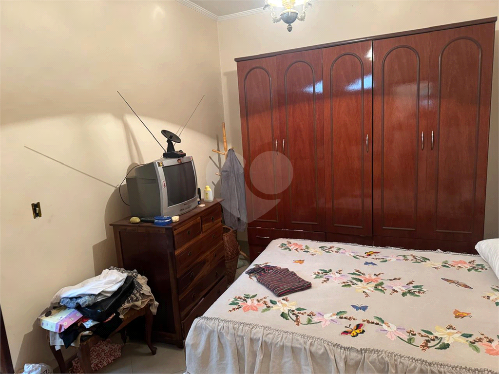 Casa à venda com 2 quartos, 230m² - Foto 10