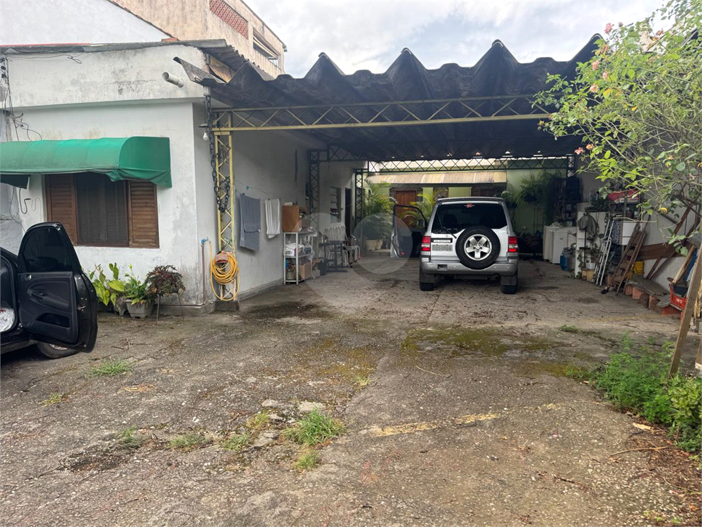 Casa à venda com 2 quartos, 230m² - Foto 4