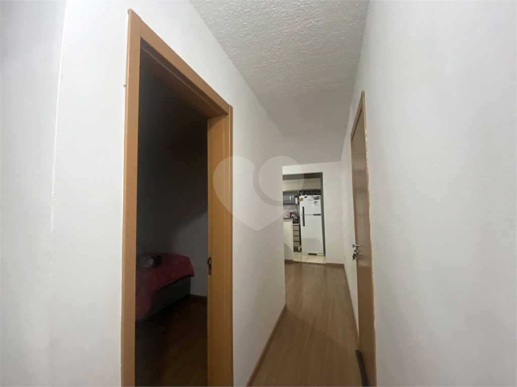 Apartamento à venda com 2 quartos, 47m² - Foto 12