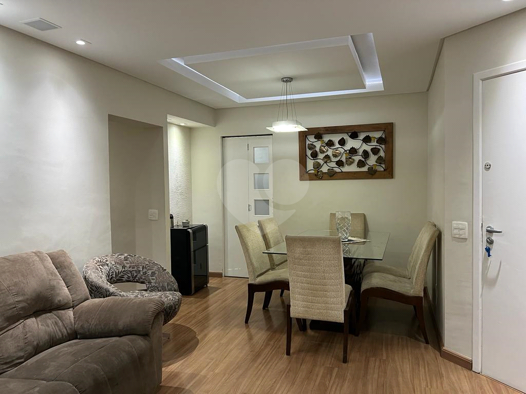 Apartamento à venda com 3 quartos, 90m² - Foto 4