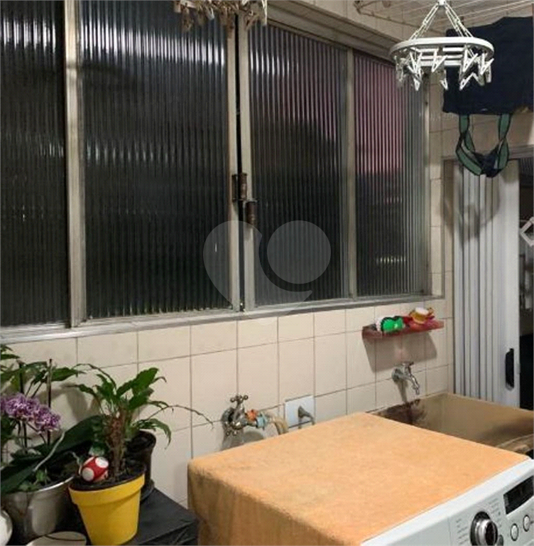 APARTAMENTO em TATUAPÉ