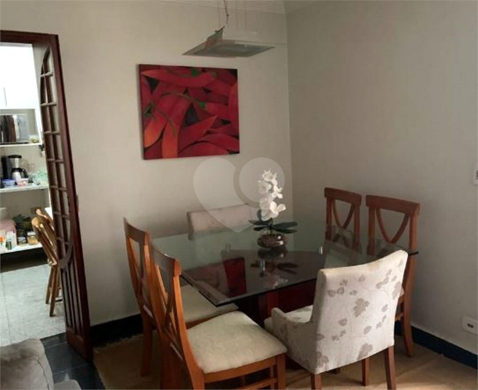 APARTAMENTO em TATUAPÉ