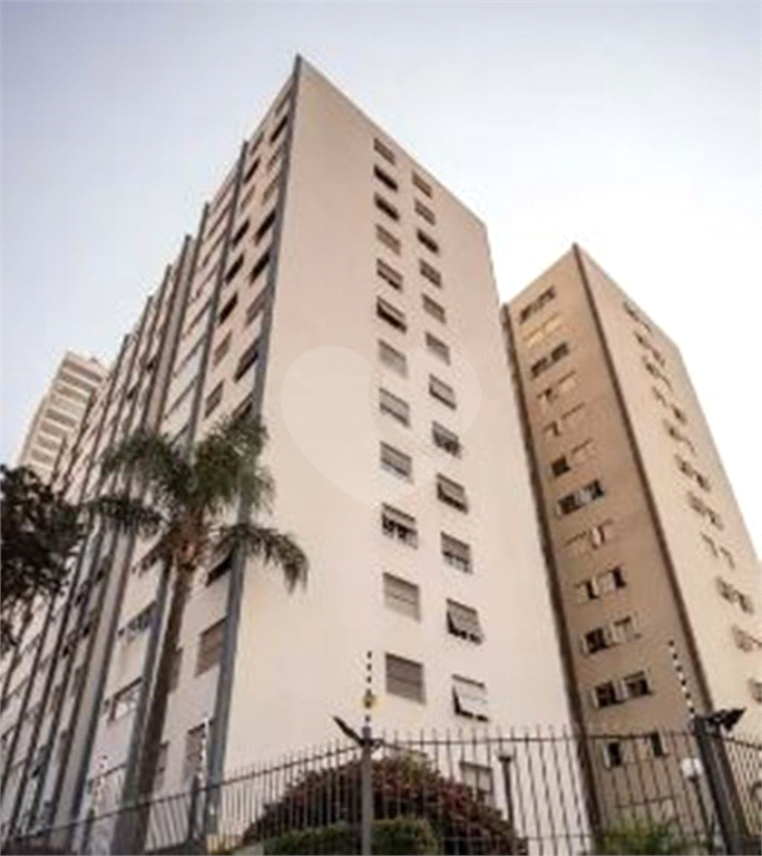 APARTAMENTO em TATUAPÉ