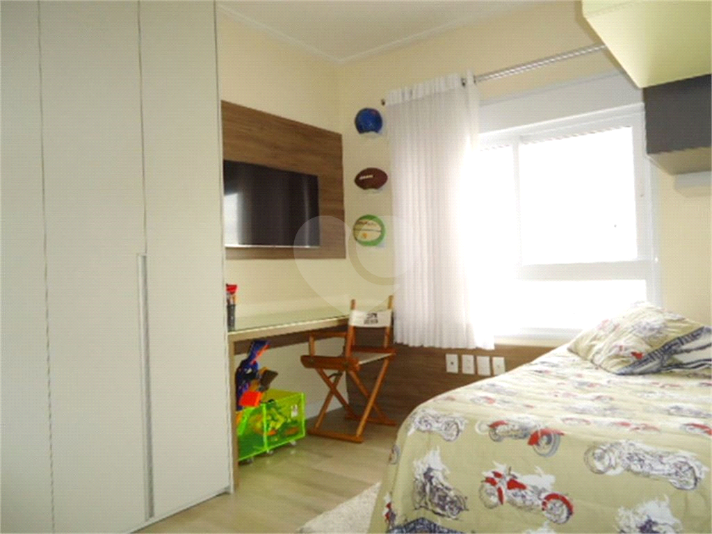 Apartamento de Alto Padrão à Venda no bairro Santa Teresinha, com 264 m² 4 suítes 5 vagas  (PORTEIRA FECHADA)!