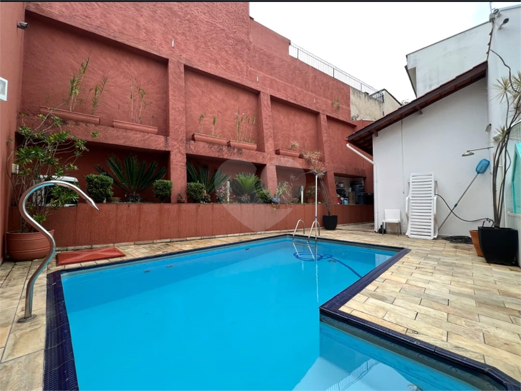 Sobrado a venda em Santana com piscina.
