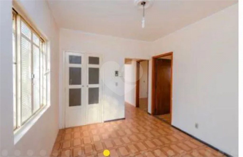 Casa à venda com 3 quartos, 144m² - Foto 11