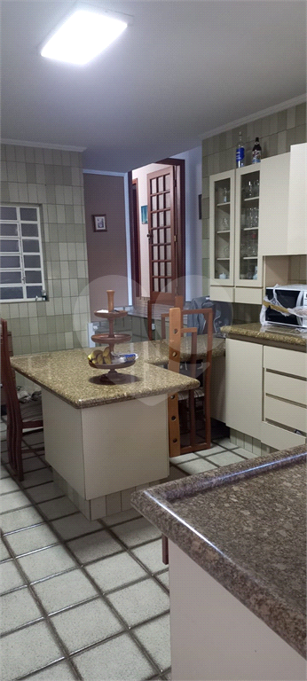 Casa à venda com 3 quartos, 150m² - Foto 3