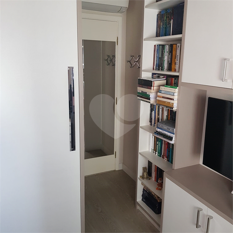 Apartamento maravilhoso com 168 M2 com 03 dormitórios