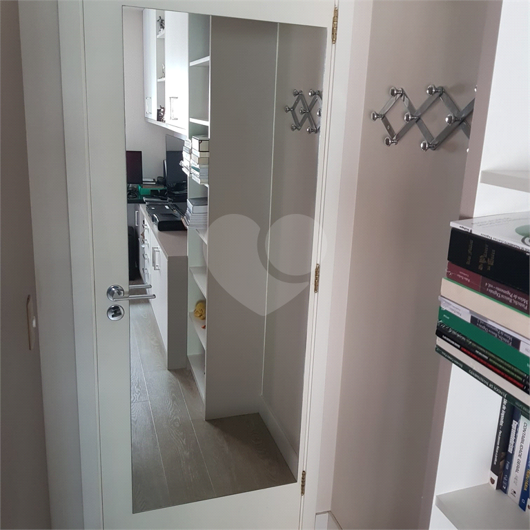 Apartamento maravilhoso com 168 M2 com 03 dormitórios