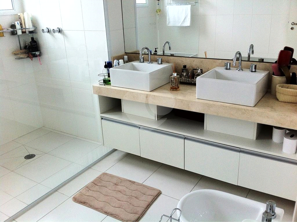Apartamento à venda e aluguel com 3 quartos, 155m² - Foto 19