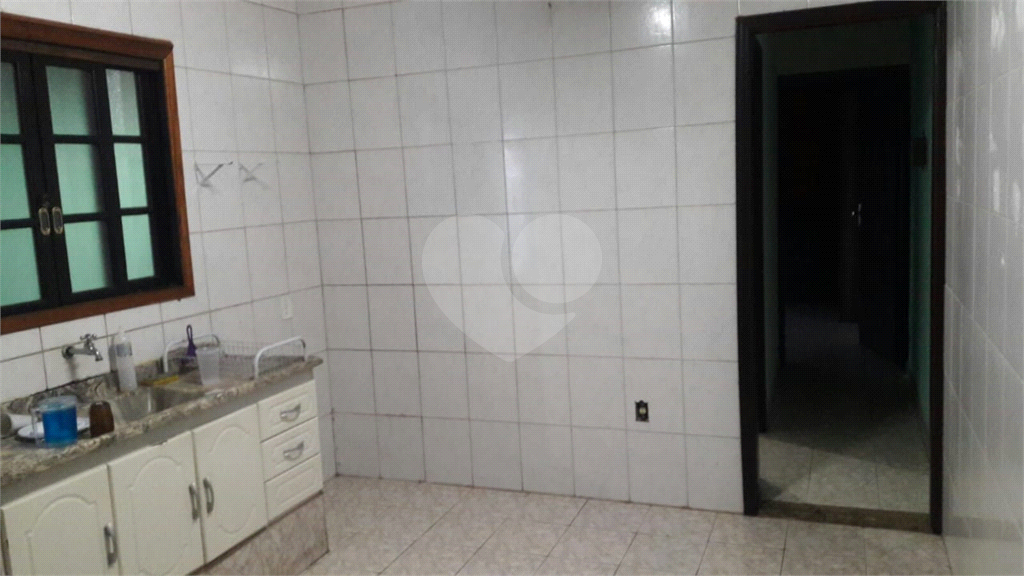 Casa à venda com 3 quartos, 192m² - Foto 9