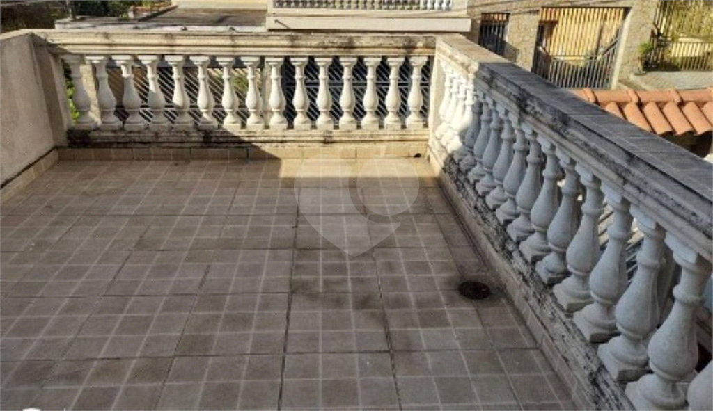 AMPLO SOBRADO COM EDICULA