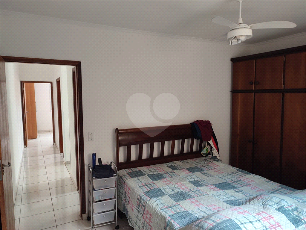 AMPLO SOBRADO COM EDICULA