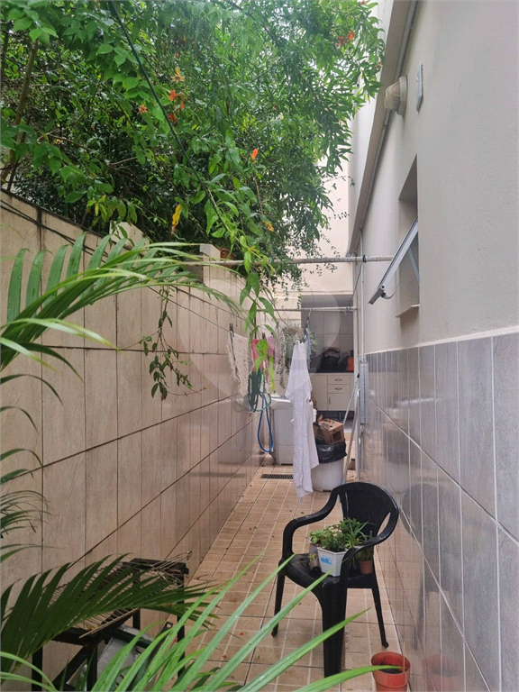 AMPLO SOBRADO COM EDICULA