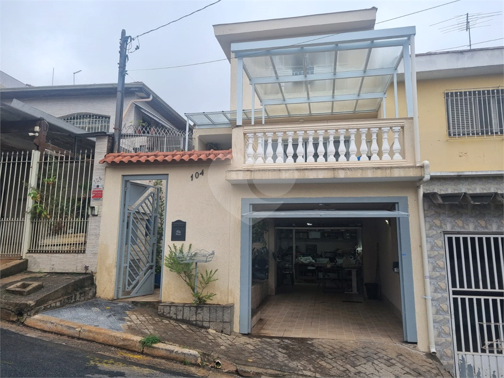 AMPLO SOBRADO COM EDICULA