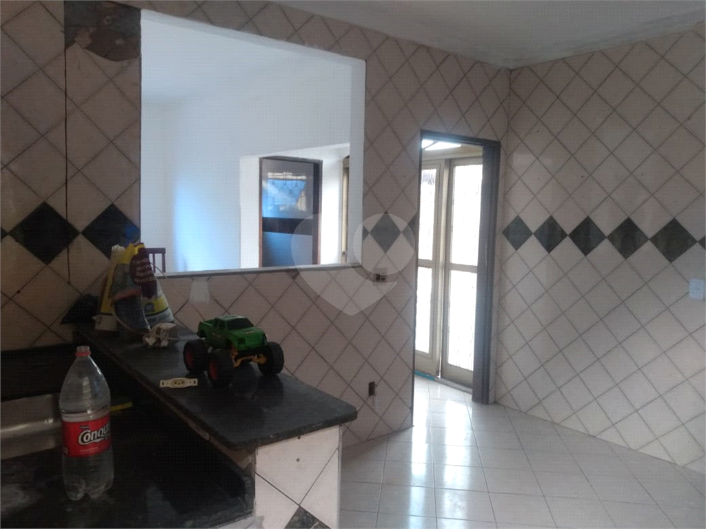 Casa à venda com 3 quartos, 130m² - Foto 2