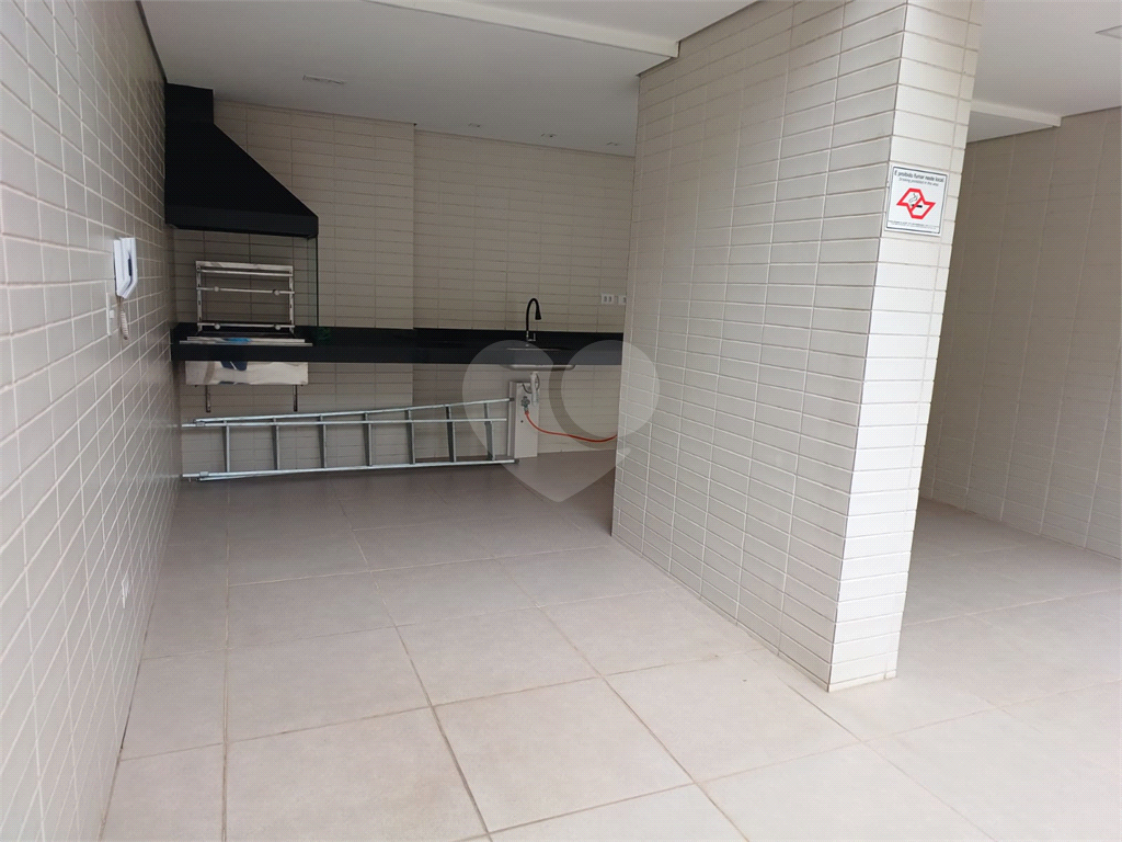"Apartamento 2 Dorms | 1 Vaga a 250 metros do Metrô Jardim São Paulo.
