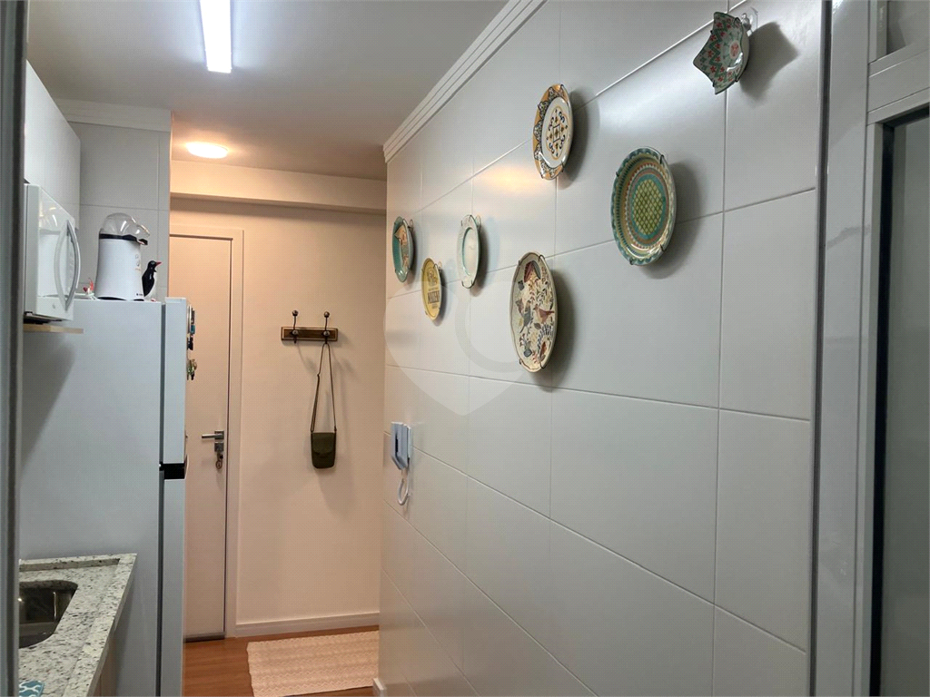 "Apartamento 2 Dorms | 1 Vaga a 250 metros do Metrô Jardim São Paulo.
