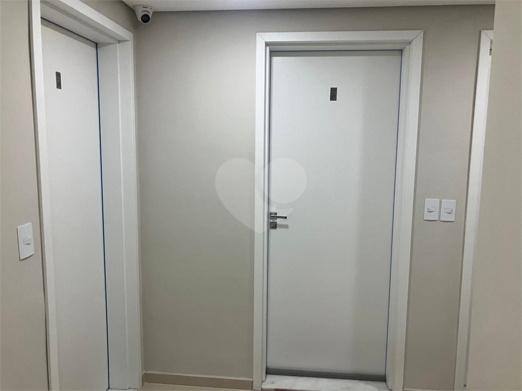 "Apartamento 2 Dorms | 1 Vaga a 250 metros do Metrô Jardim São Paulo.
