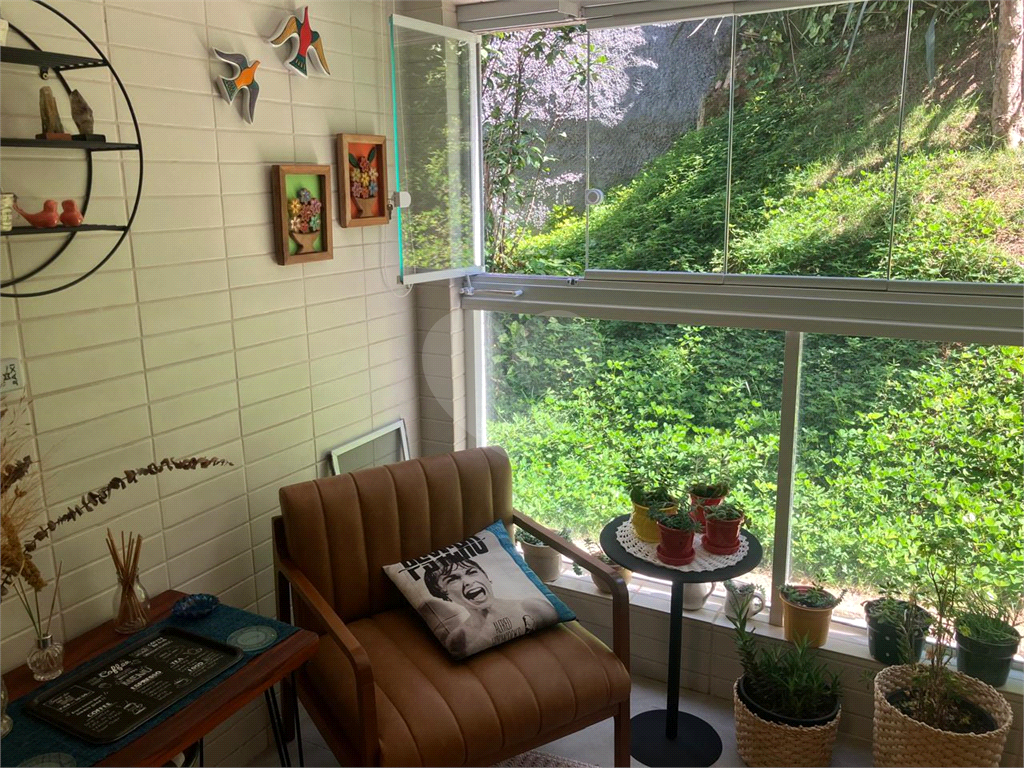 "Apartamento 2 Dorms | 1 Vaga a 250 metros do Metrô Jardim São Paulo.
