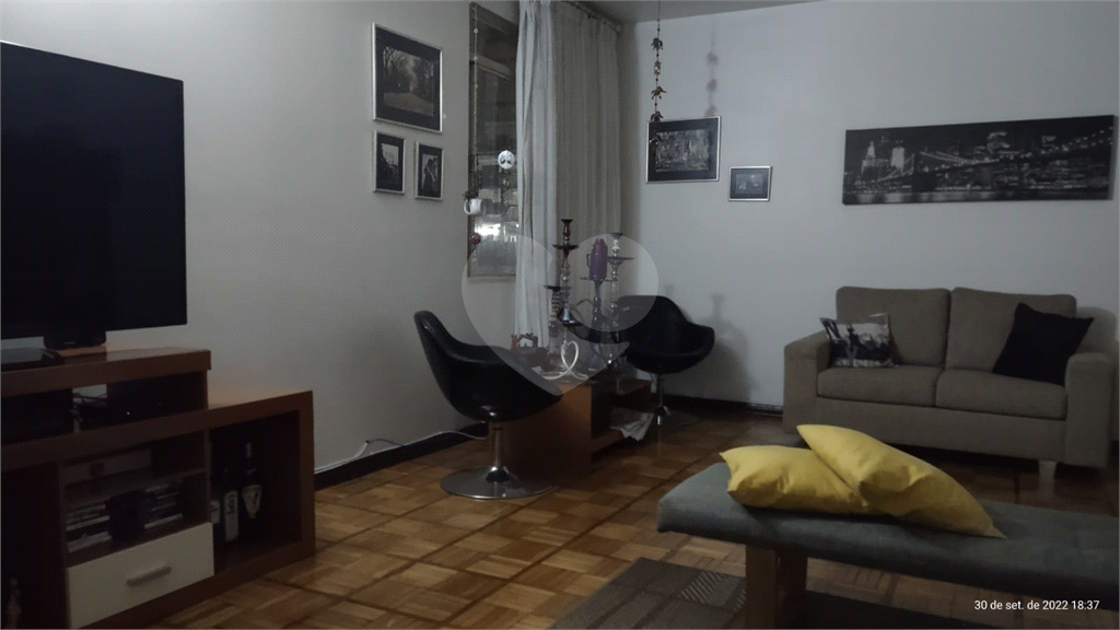 APARTAMENTO em SANTANA