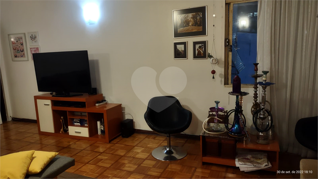 APARTAMENTO em SANTANA