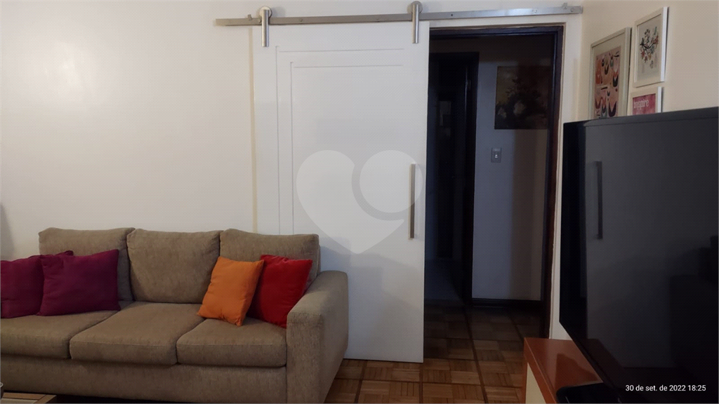 APARTAMENTO em SANTANA