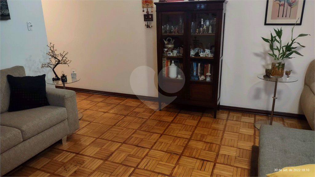 APARTAMENTO em SANTANA