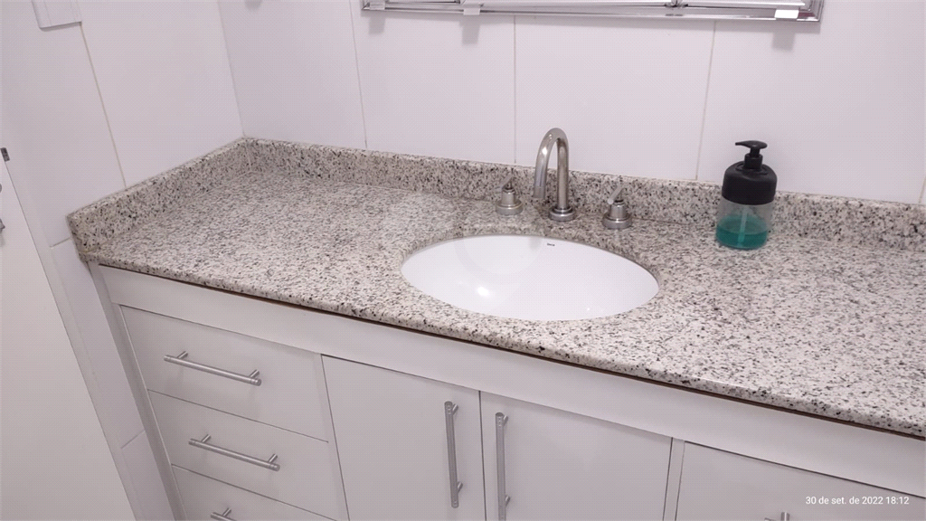 APARTAMENTO em SANTANA