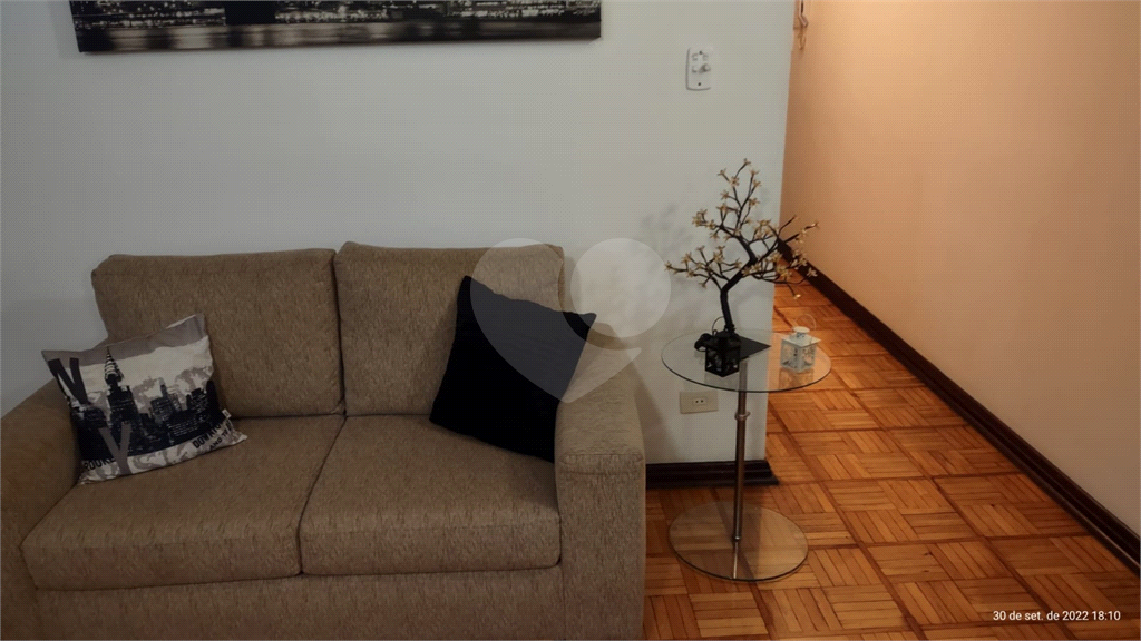 APARTAMENTO em SANTANA