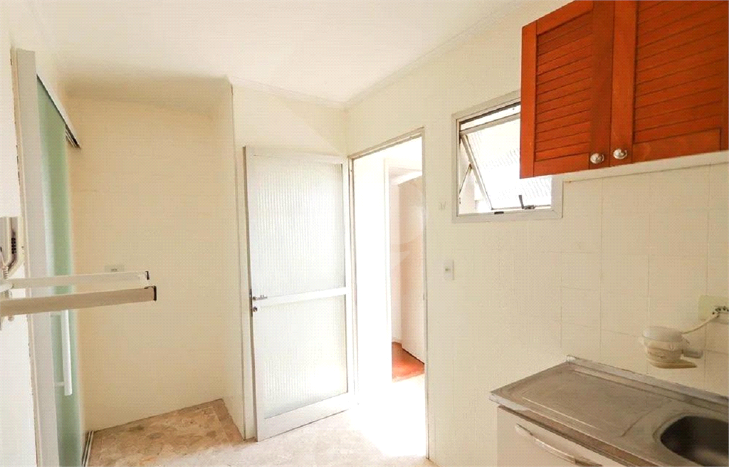 APARTAMENTO em SANTANA