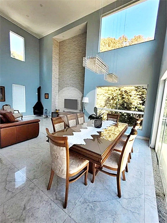 Casa de Condomínio à venda com 4 quartos, 402m² - Foto 2