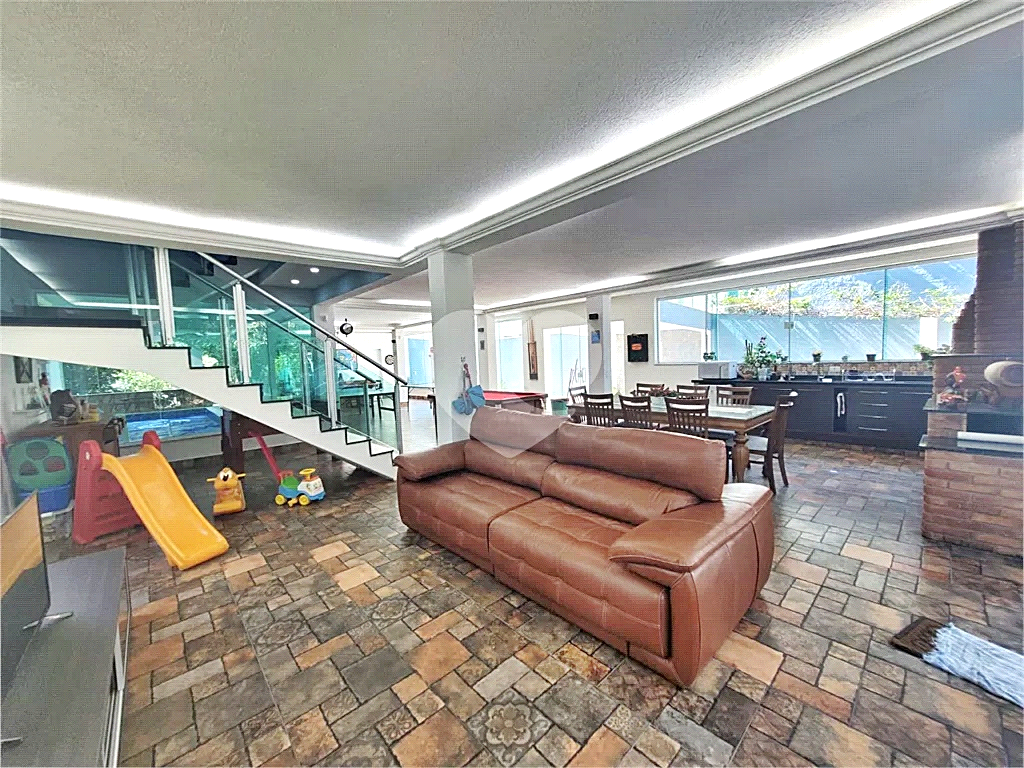 Casa de Condomínio à venda com 4 quartos, 402m² - Foto 36