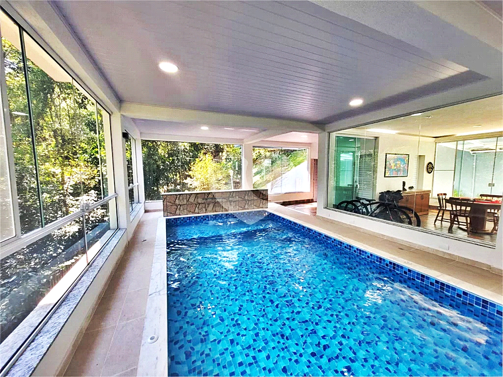Casa de Condomínio à venda com 4 quartos, 402m² - Foto 33