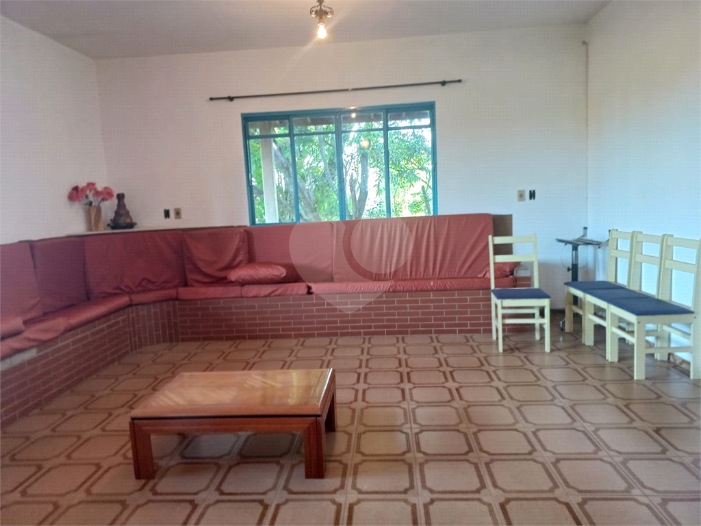 Chácara à venda com 2 quartos, 623m² - Foto 10