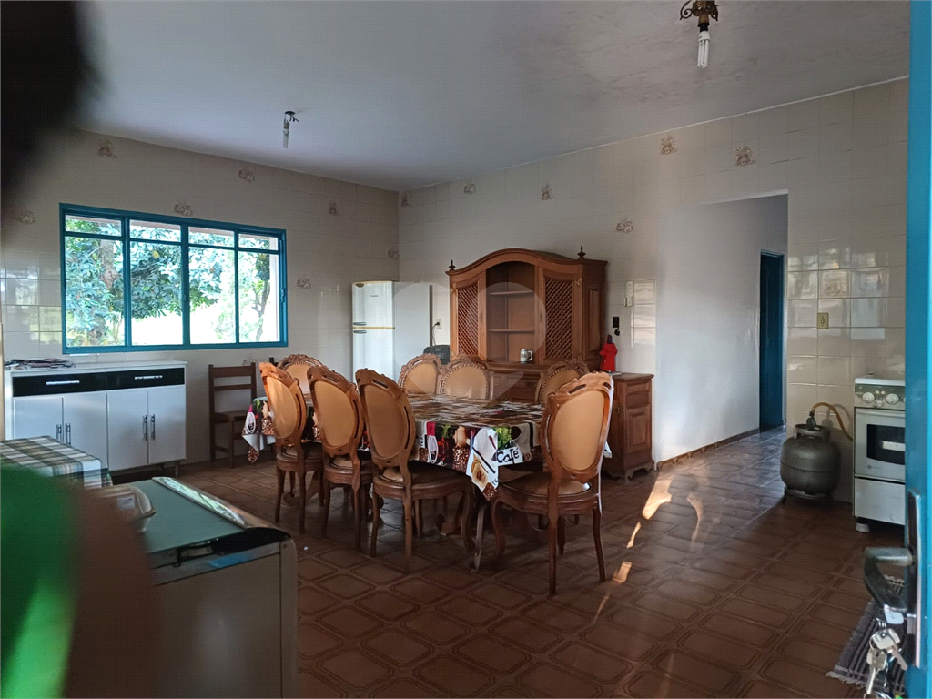 Chácara à venda com 2 quartos, 623m² - Foto 23