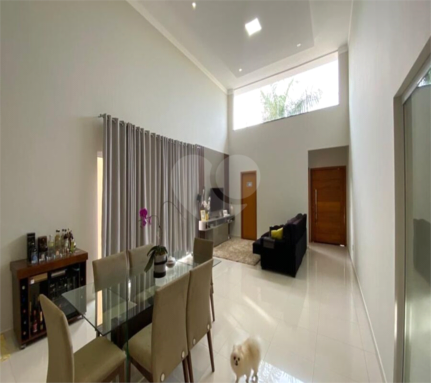 Casa de Condomínio à venda com 3 quartos, 270m² - Foto 3