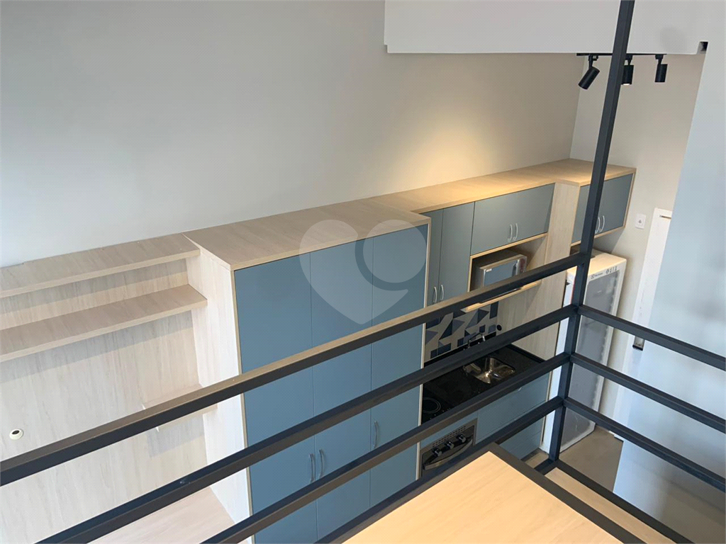 APARTAMENTO em PINHEIROS