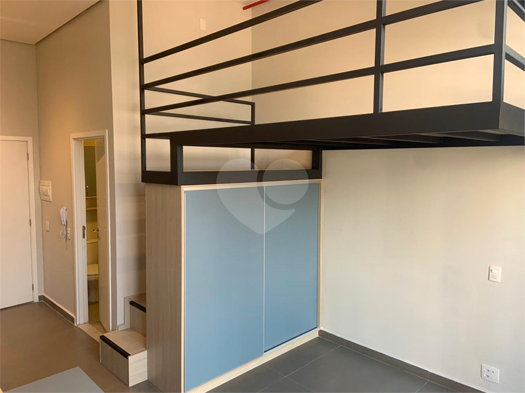 APARTAMENTO em PINHEIROS