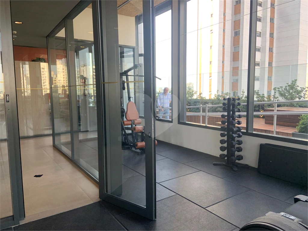 APARTAMENTO em PINHEIROS