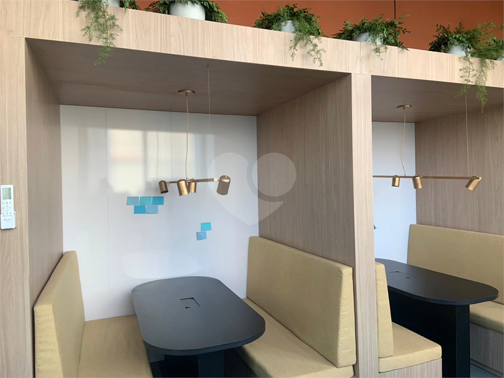 APARTAMENTO em PINHEIROS