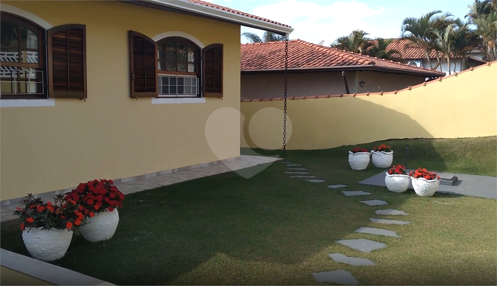 Casa de Condomínio à venda com 3 quartos, 180m² - Foto 11