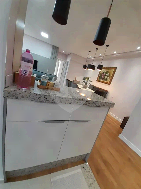 Apartamento à venda com 2 quartos, 64m² - Foto 10