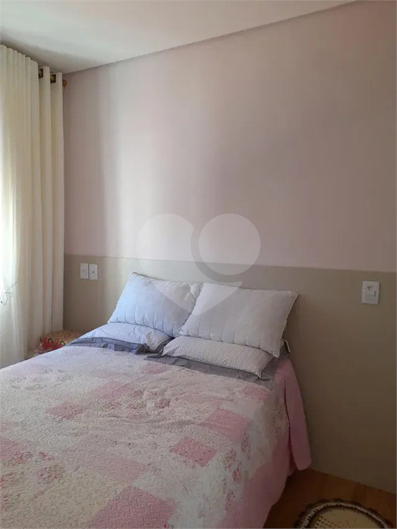 Apartamento à venda com 2 quartos, 64m² - Foto 12