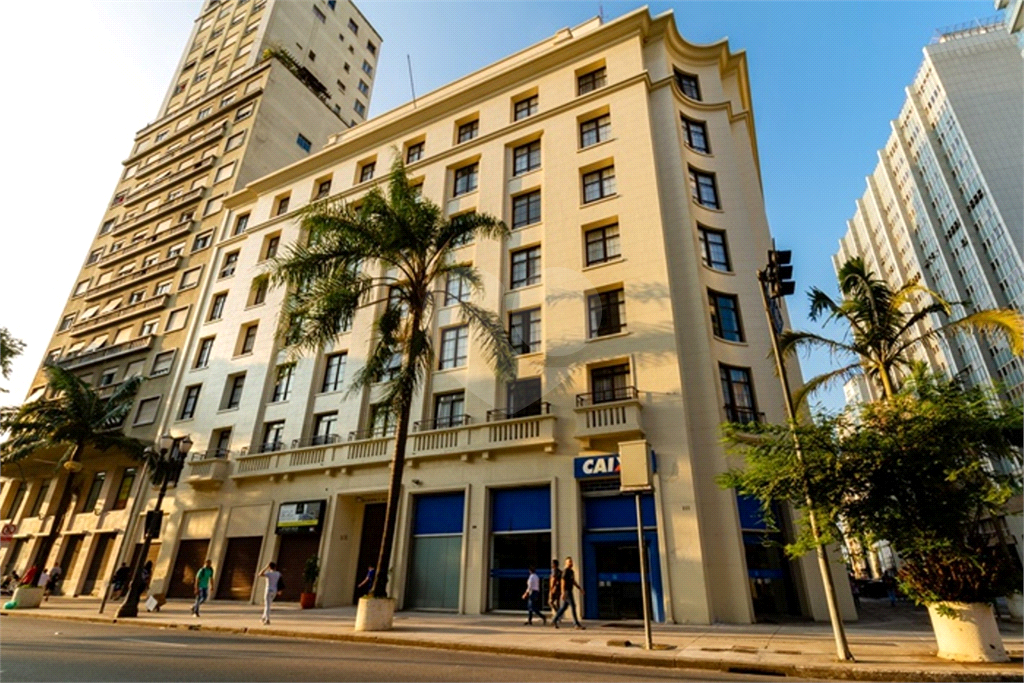 Studio todo mobiliado para Venda ou Locação  no Centro em Prédio semi novo próximo ao metrô!!!