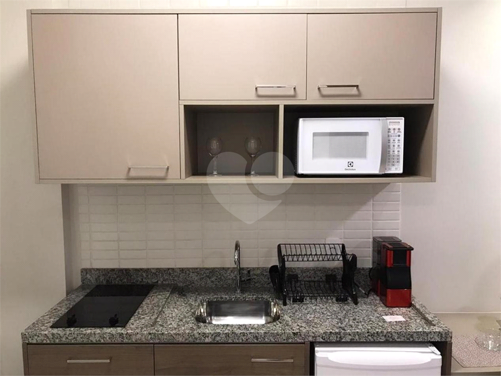 Studio todo mobiliado para Venda ou Locação  no Centro em Prédio semi novo próximo ao metrô!!!