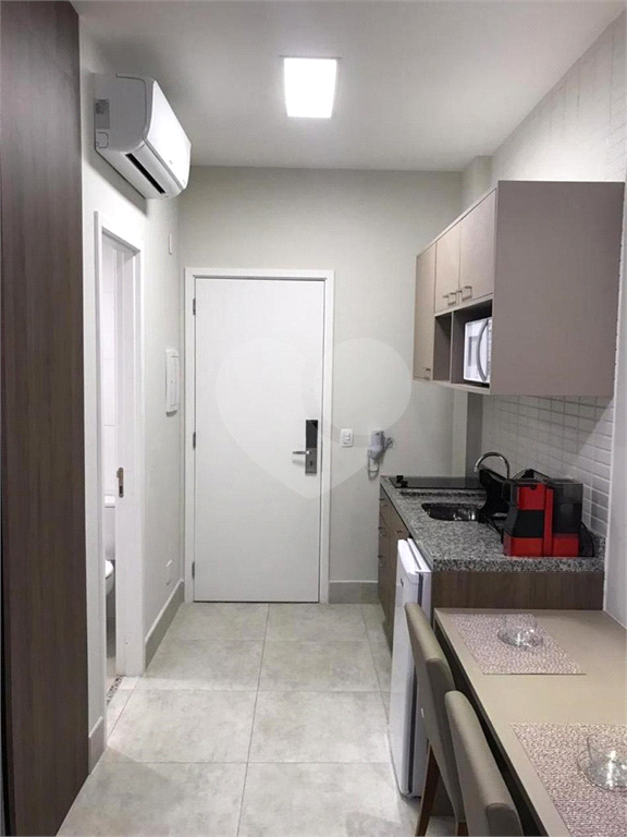 Studio todo mobiliado para Venda ou Locação  no Centro em Prédio semi novo próximo ao metrô!!!