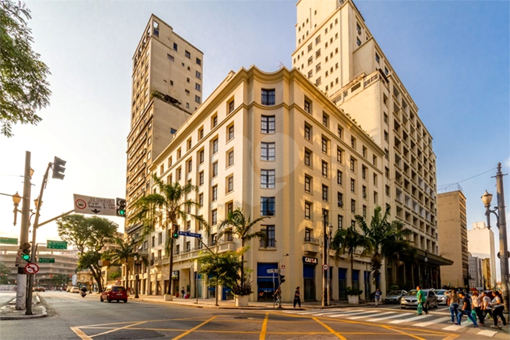Studio todo mobiliado para Venda ou Locação  no Centro em Prédio semi novo próximo ao metrô!!!