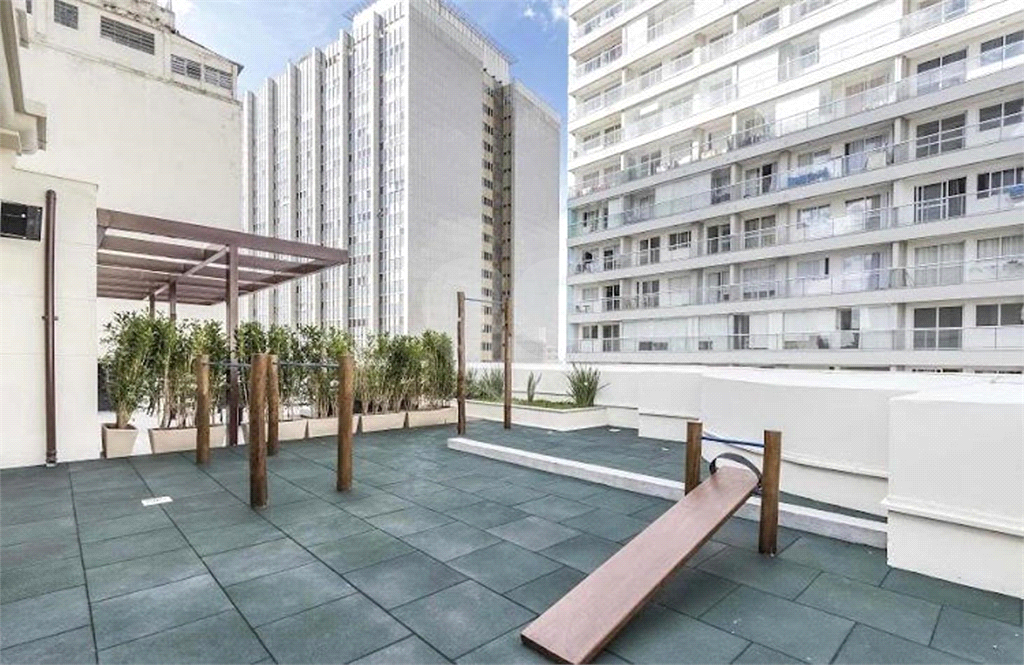 Studio todo mobiliado para Venda ou Locação  no Centro em Prédio semi novo próximo ao metrô!!!